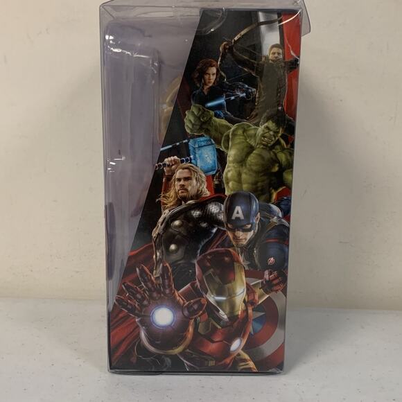 Avengers: Age of Ultron Light Up Paperweight Bust Iron Man - Picture 3 of 10